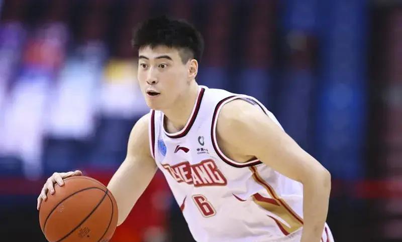 南京男篮官宣：欢迎王世龙指导加入同曦大家庭