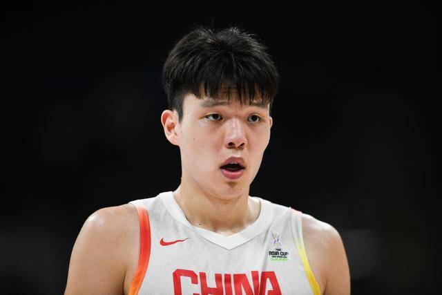 包含曝杨瀚森最后一场NBA夏联不打回国备战男篮亚洲杯的词条