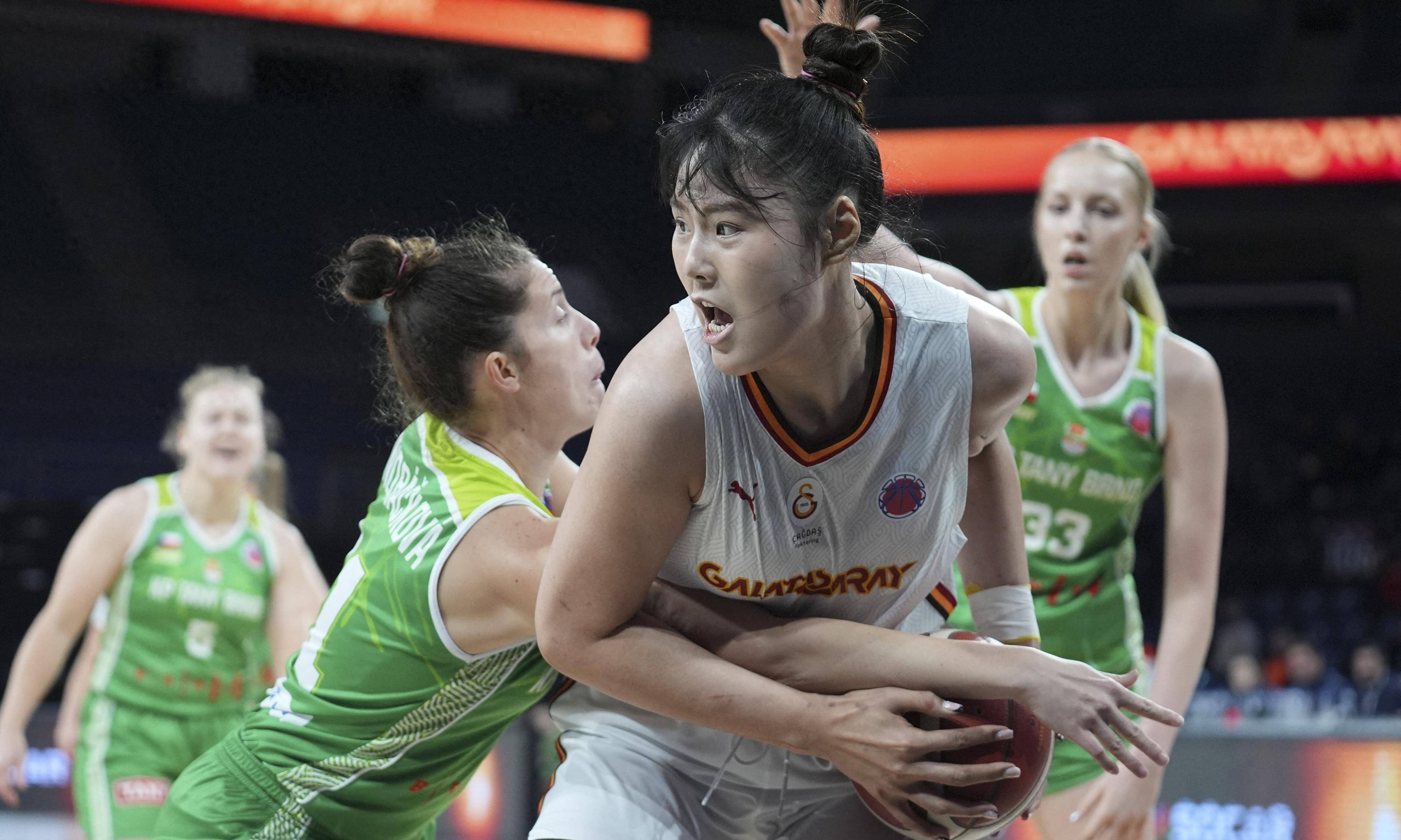 中国女篮上场三分26%+罚球25中12，本场三分40%+罚球11中11的简单介绍